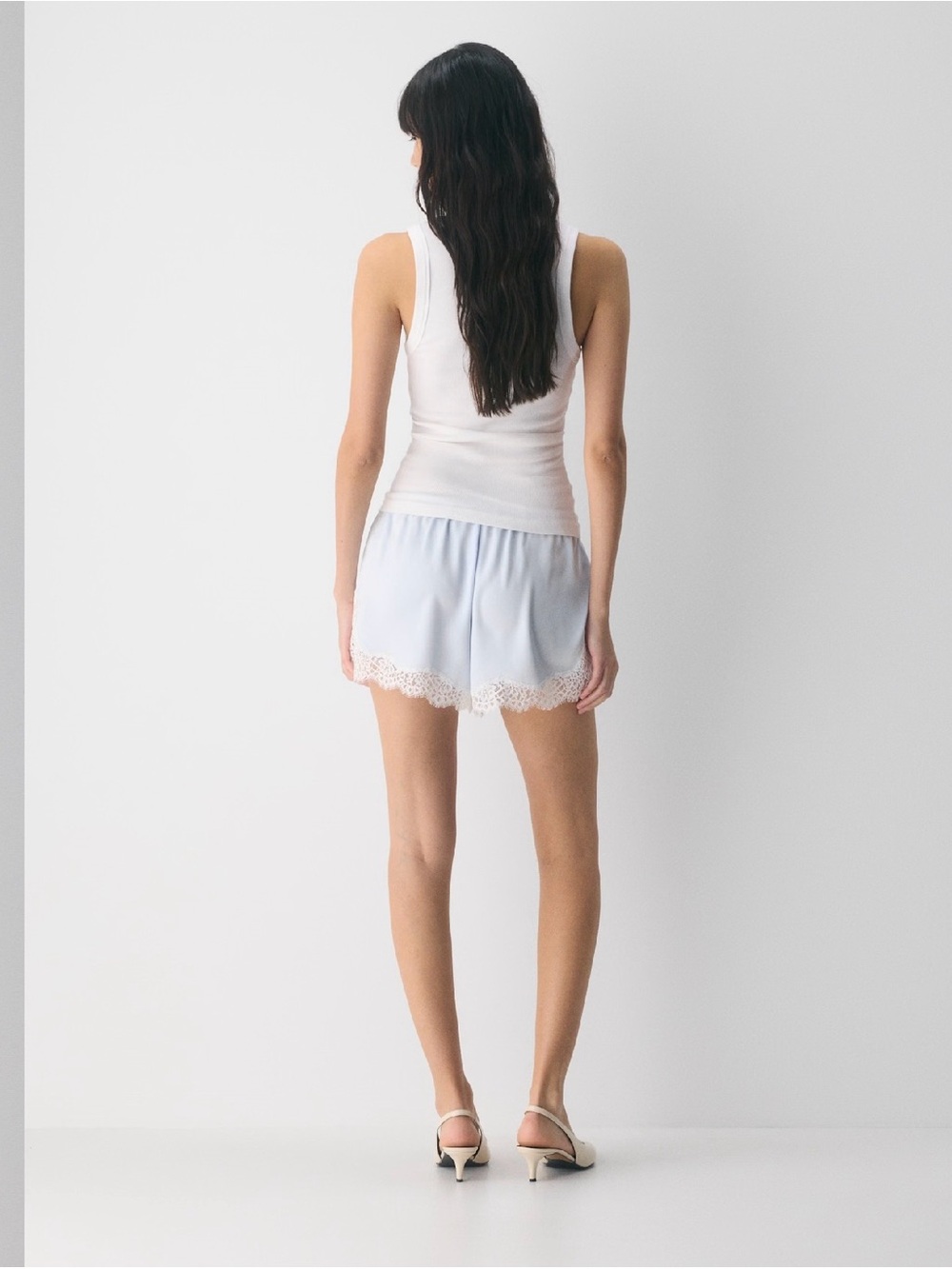 NWT Aritzia Wilfred Whimsy Satin Lace Shorts Glimmer Blue S - Picture 9 of 13